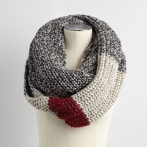 Roots infinity scarf
